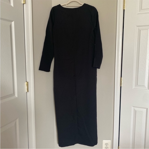 MISSLOOK ABSTRACT FACE V NECK MAXI SHIFT DRESS - Picture 6 of 9